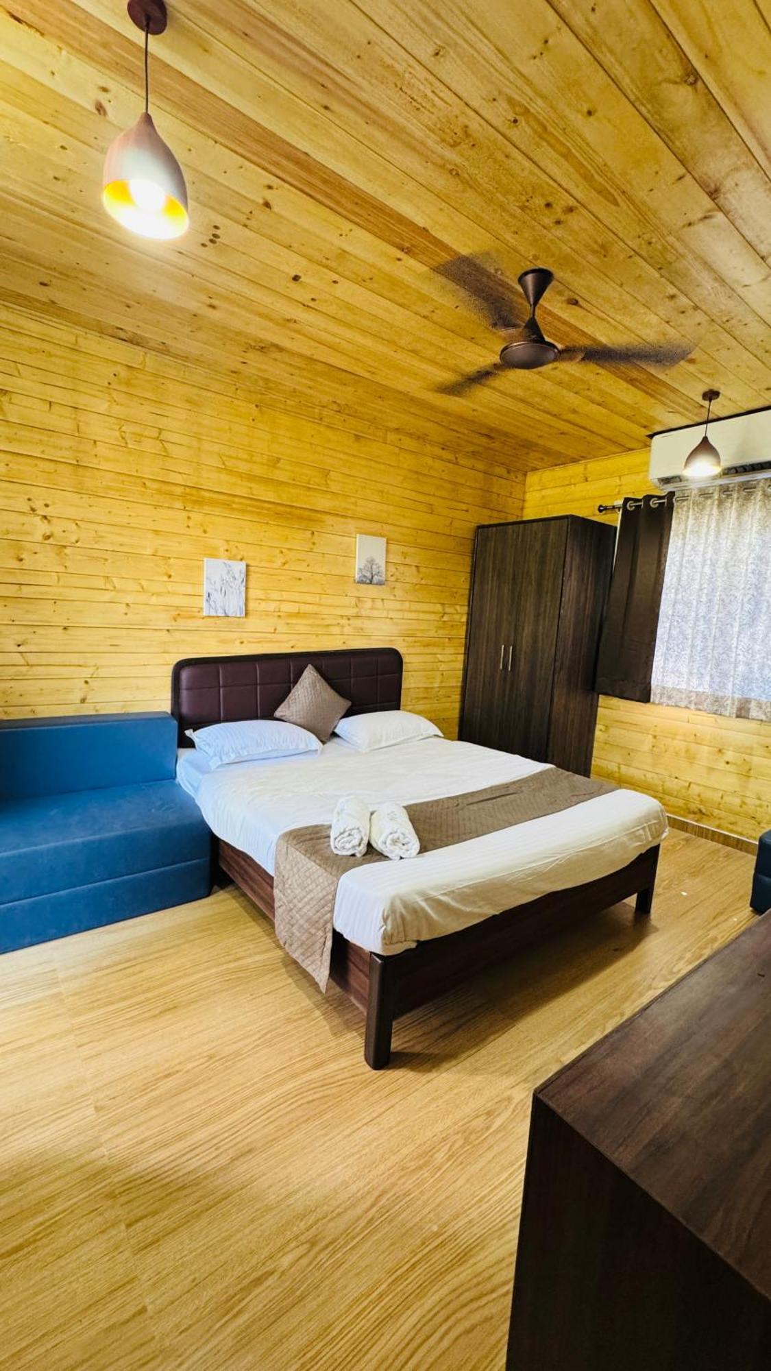 Coastal Bay Inn Alībāg Εξωτερικό φωτογραφία