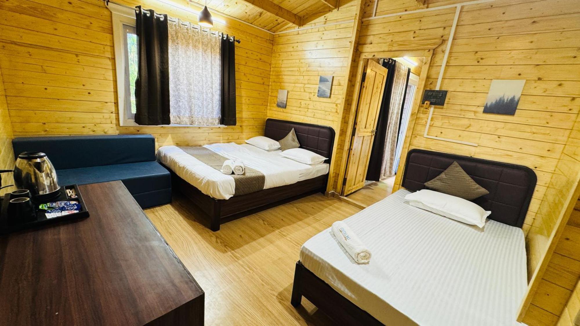 Coastal Bay Inn Alībāg Εξωτερικό φωτογραφία
